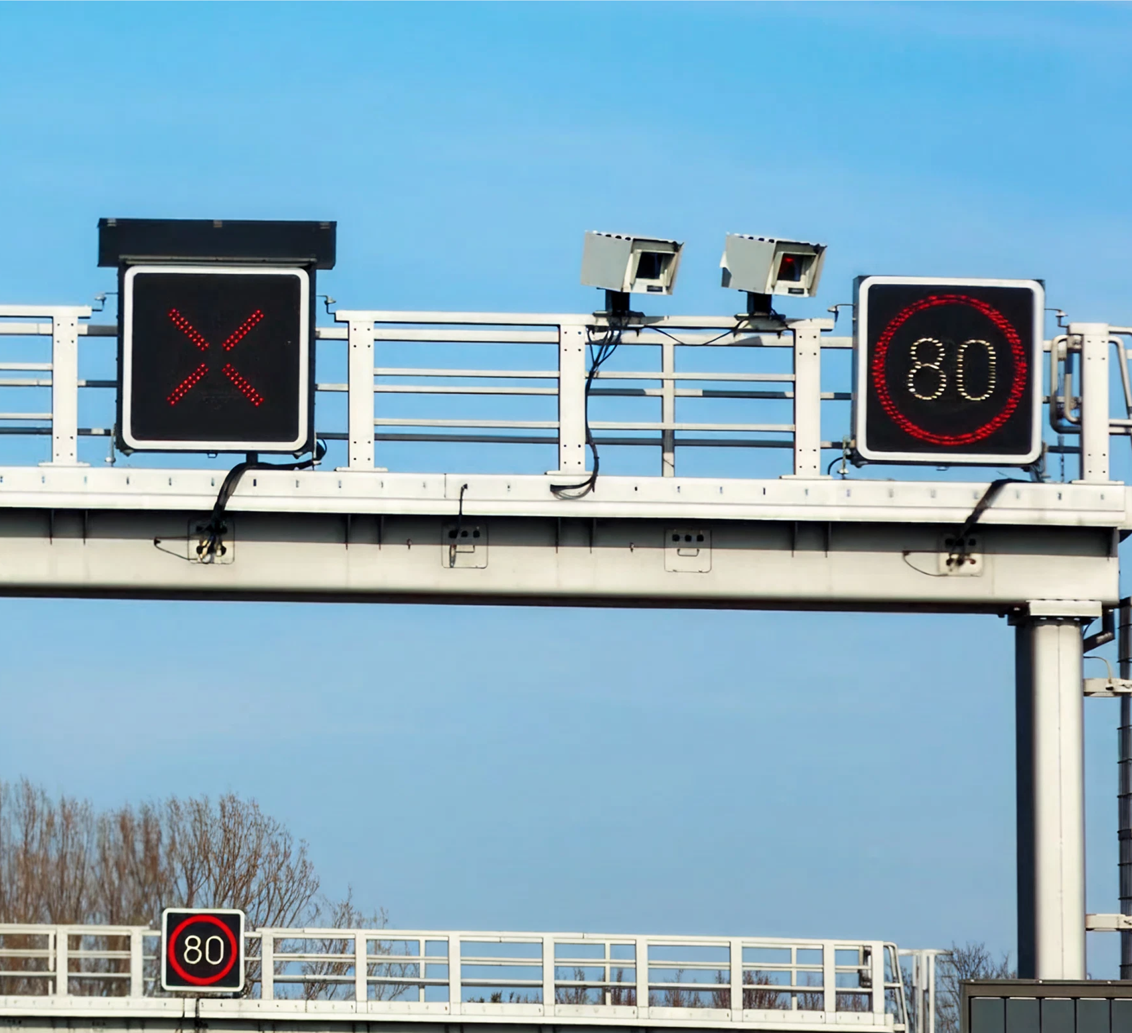 Cantilever and Overhead Gantries Project